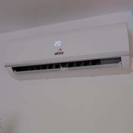 La Dominotte Short 9a * Arcen